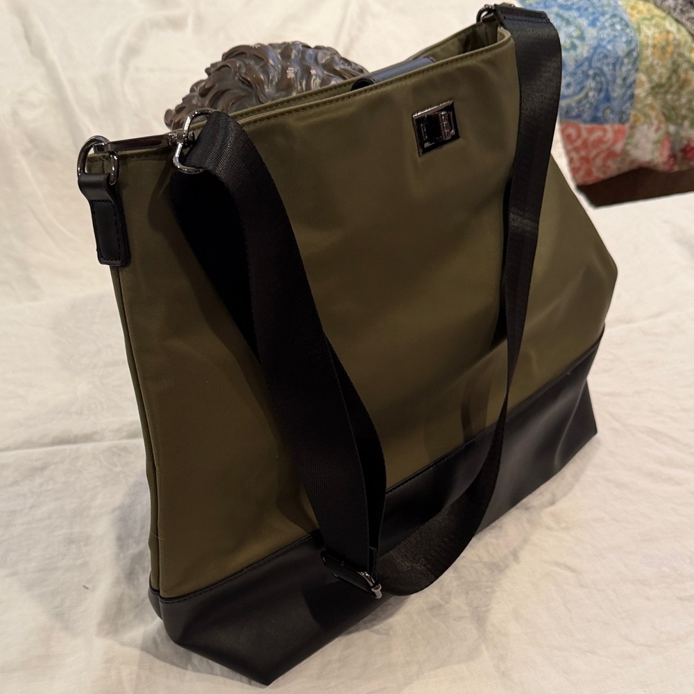 Olive and Black Crossi Bag Messenger Bag